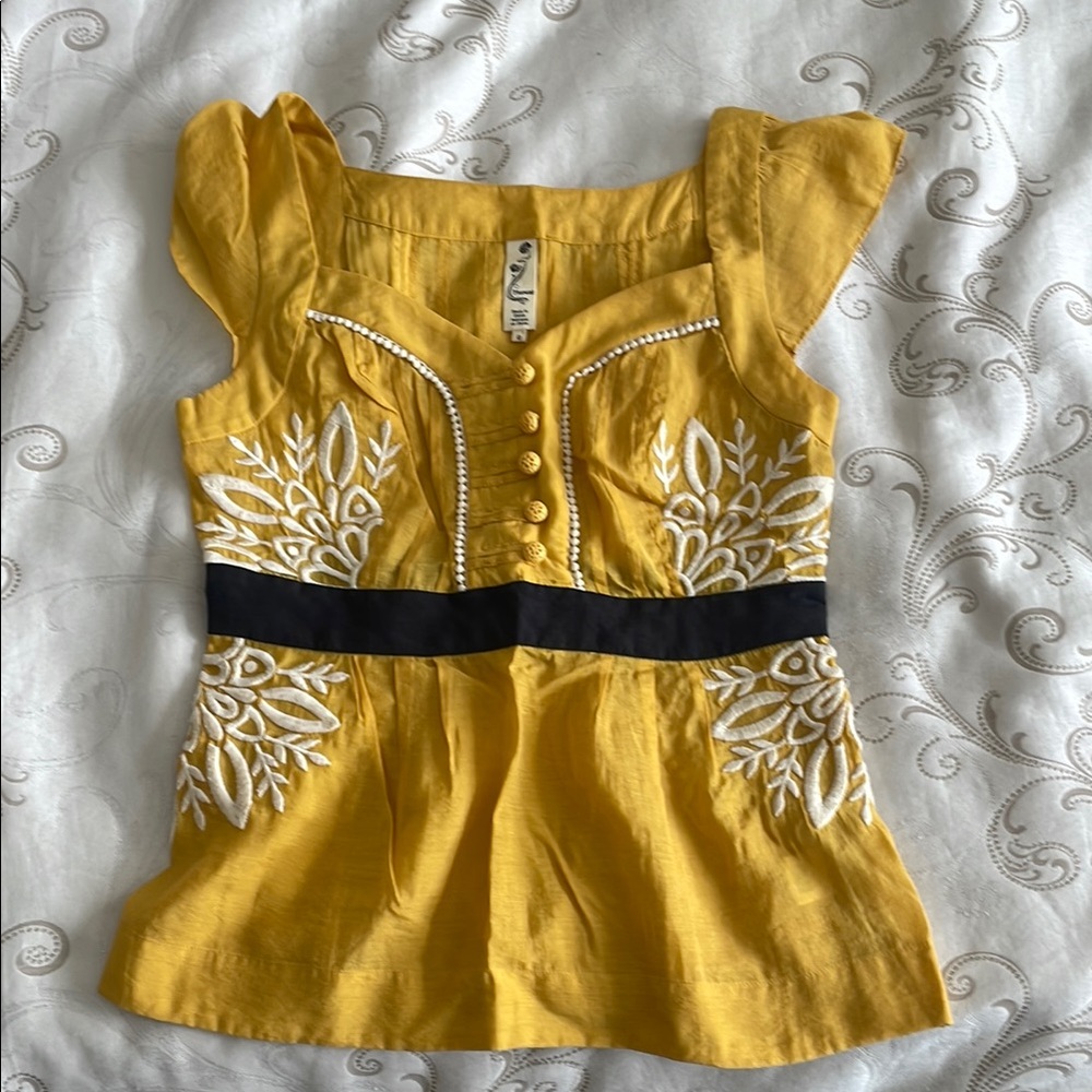 Floreat Yellow Blouse with White Embroidery